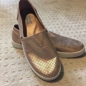 EUC bobs rose gold slip on sneakers